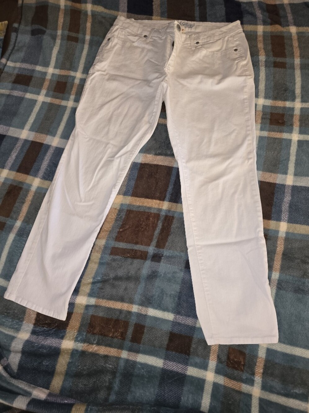 Faded Glory Women White Slim Straight Jeans